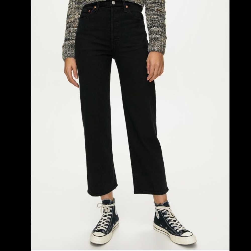 Levi’s Ribcage Straight Ankle Jeans